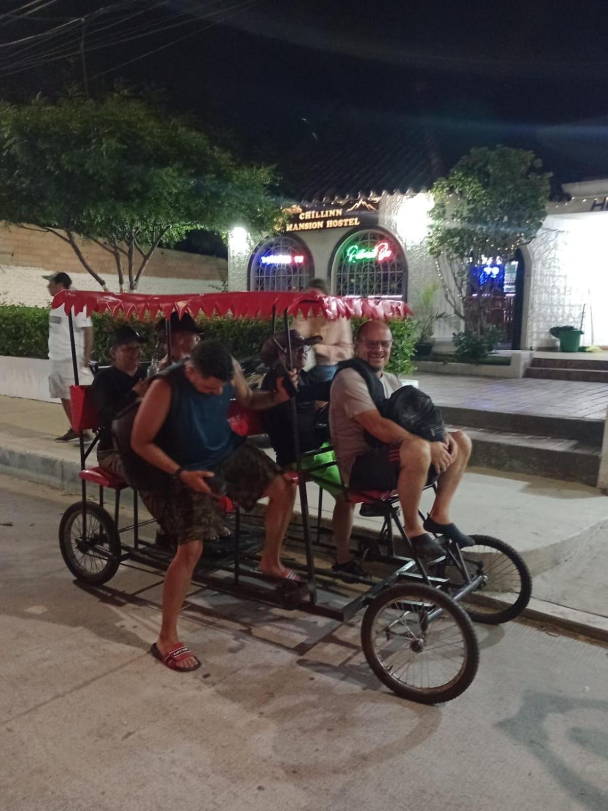 The Chill In Mansion Hostel Santa Marta المظهر الخارجي الصورة