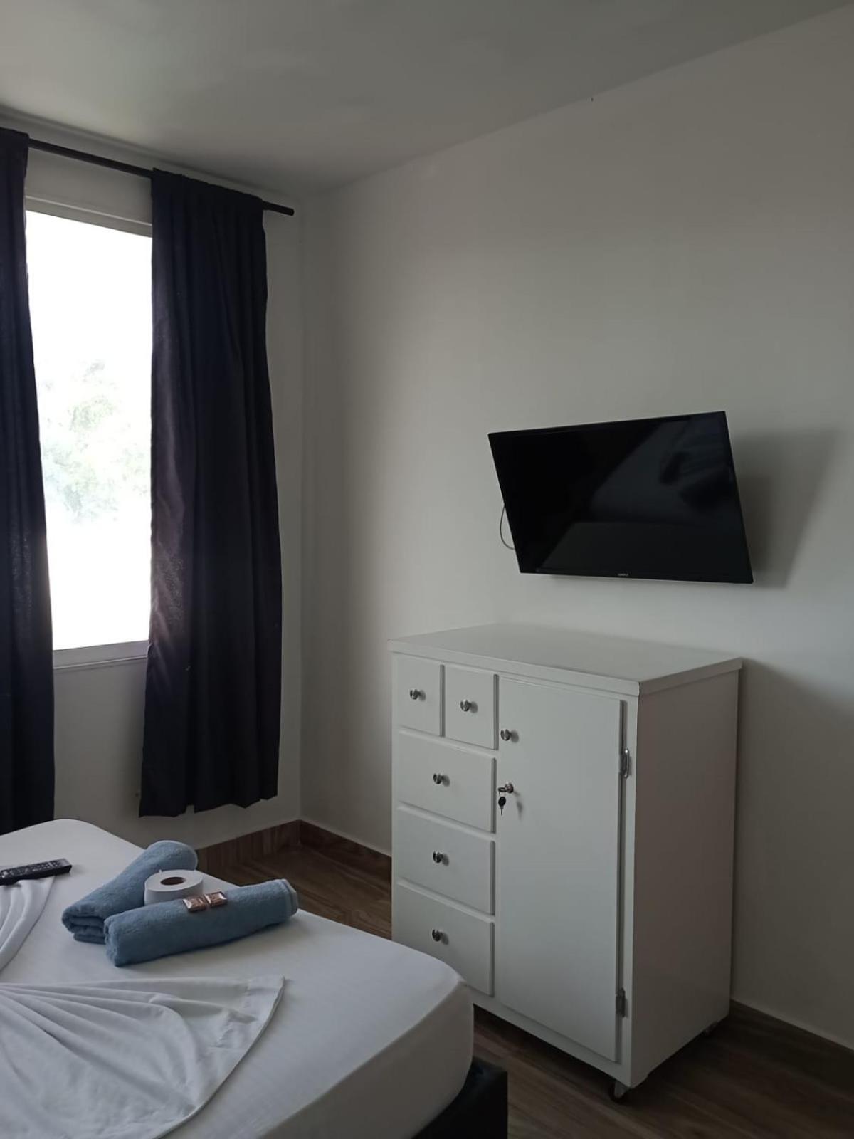 The Chill In Mansion Hostel Santa Marta الغرفة الصورة