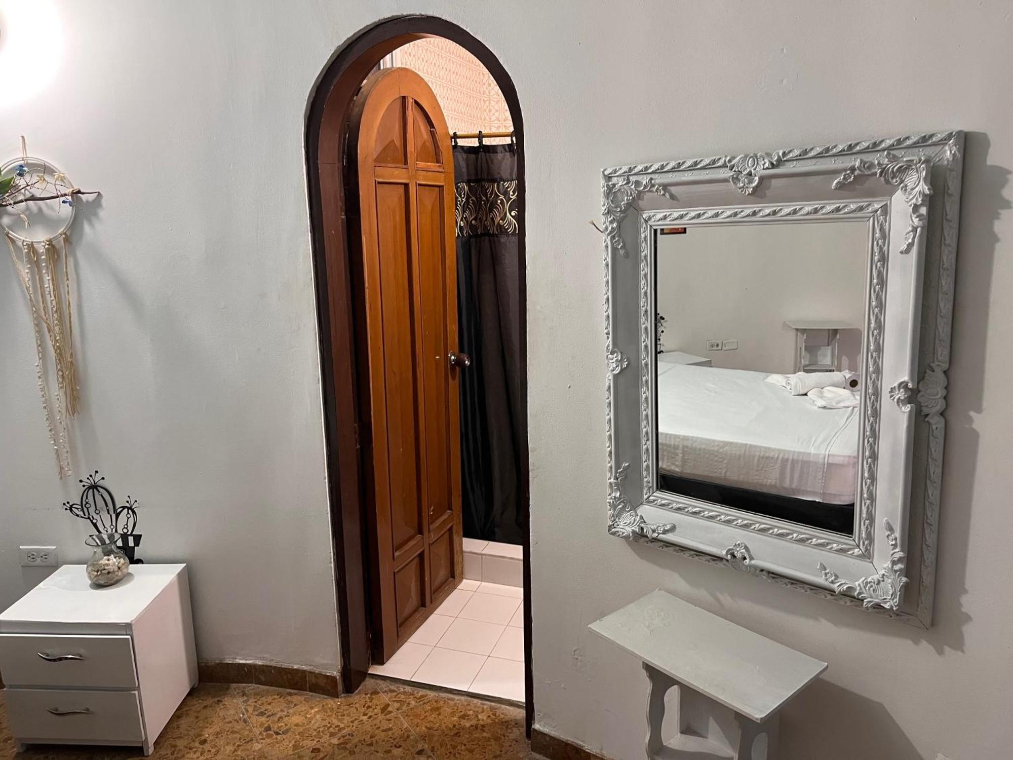 The Chill In Mansion Hostel Santa Marta المظهر الخارجي الصورة